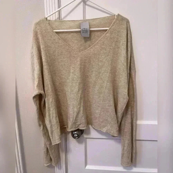 Lotus Eaters Tan Batwing Sweater NEW - Picture 1 of 4